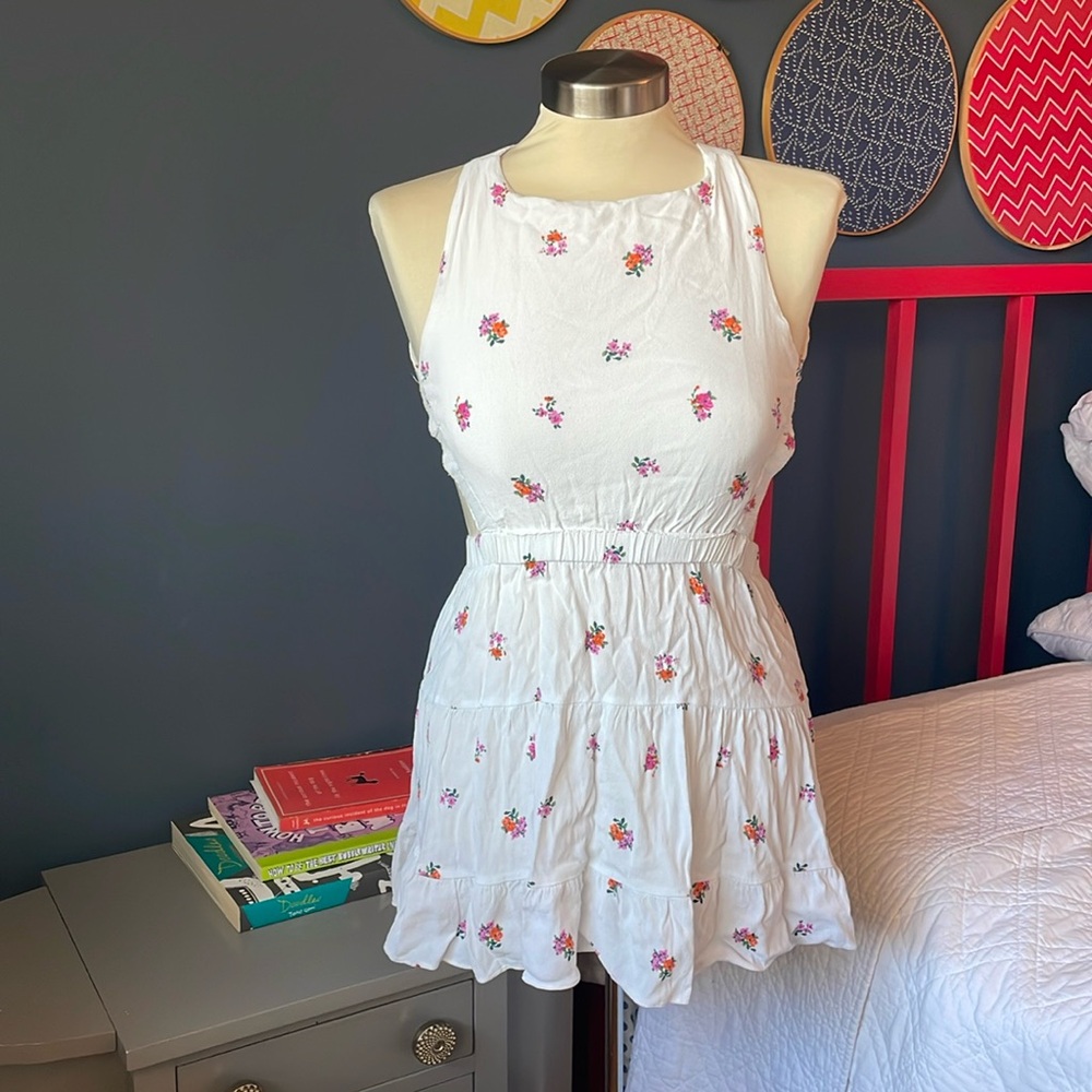 Floral open back mini dress
